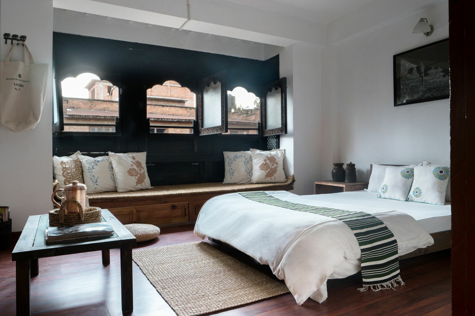 Peacock Guesthouse 2 Bhatgoan Extérieur photo